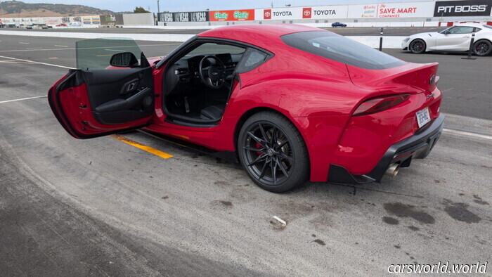 2026 GR Supra Edición Final se siente como la despedida que aún no queríamos: reseña | Carscoops